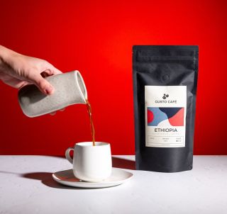 ETHIOPIA KELOO DANCHE Už jste ochutnali naši novou kávu s bohatou chutí guavy, červeného hroznu, ostružin a bílého cukru?...